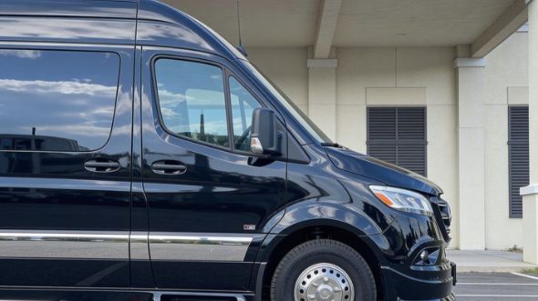 hollywood 12 passenger sprinter van