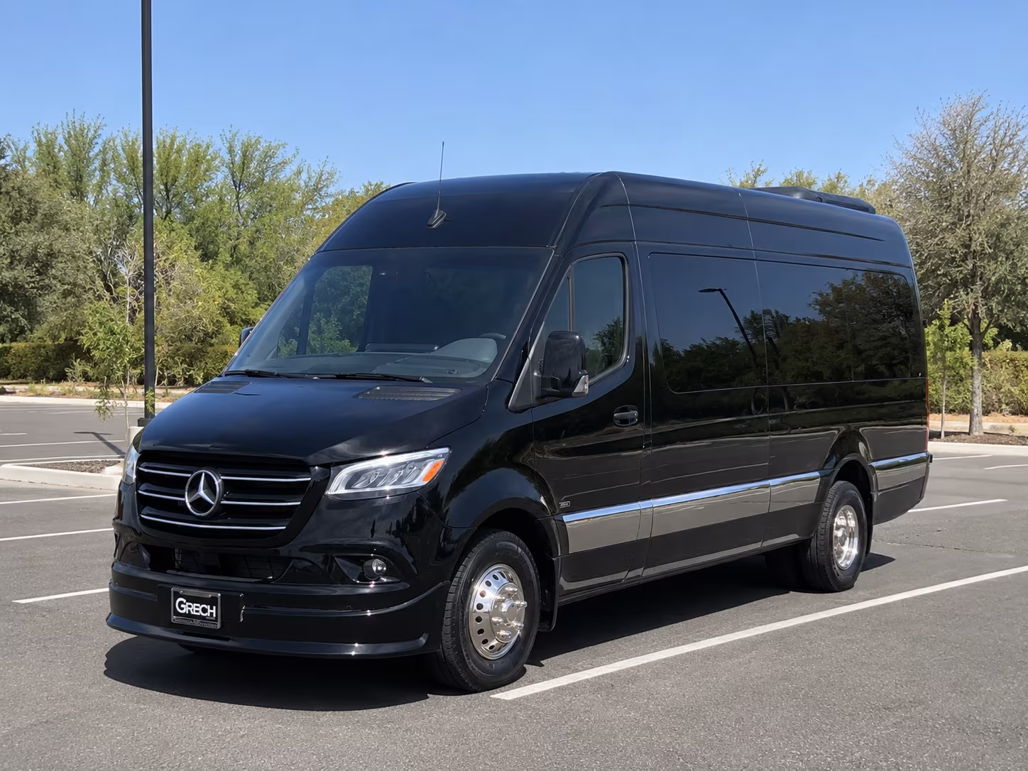 transportation serving hollywood and nearby cities