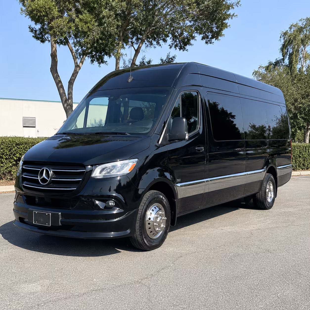 why rent using hollywoodsprintervanrental com